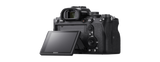 Máy ảnh α9 II full-frame với khả năng vận hành chuyên nghiệp 10